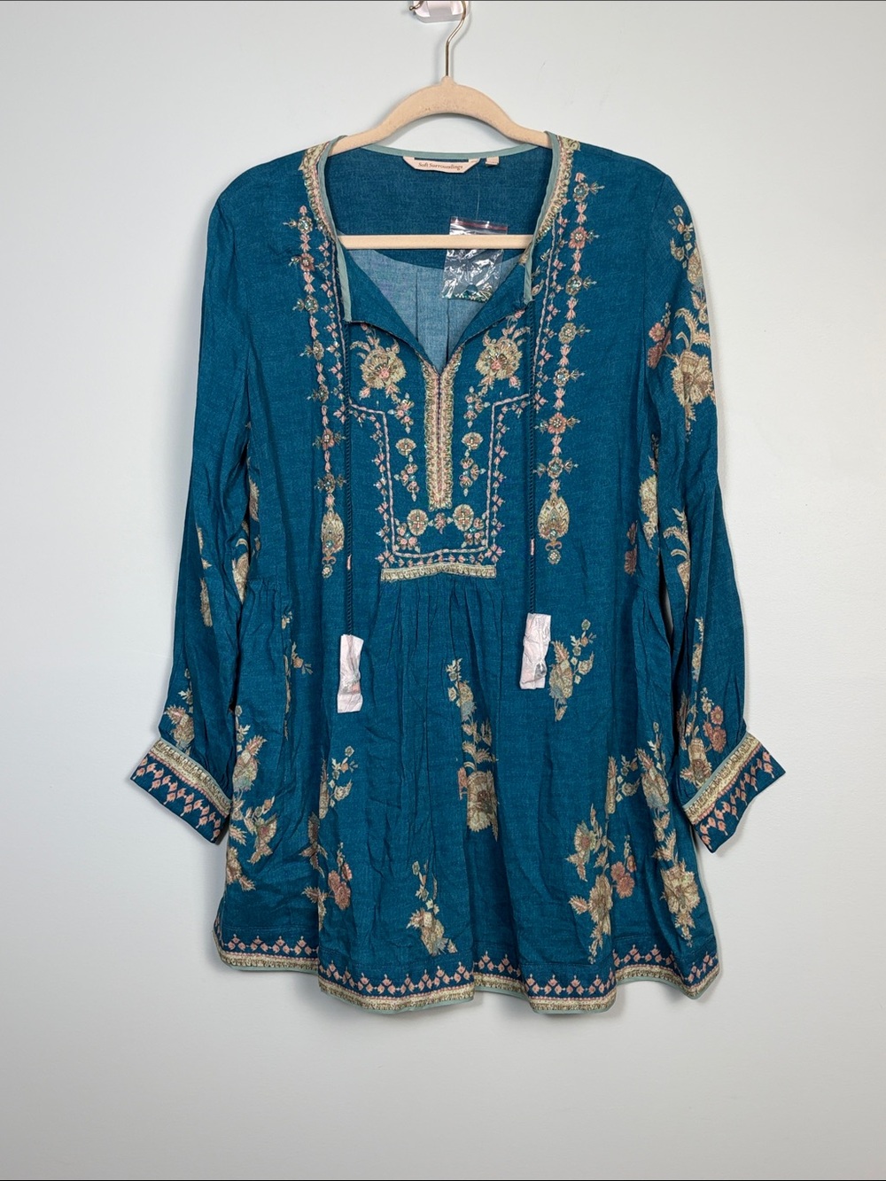 Soft Surroundings Blue Embroidered Boho Floral Tunic Top Women’s Size Small NWOT - Picture 1 of 8